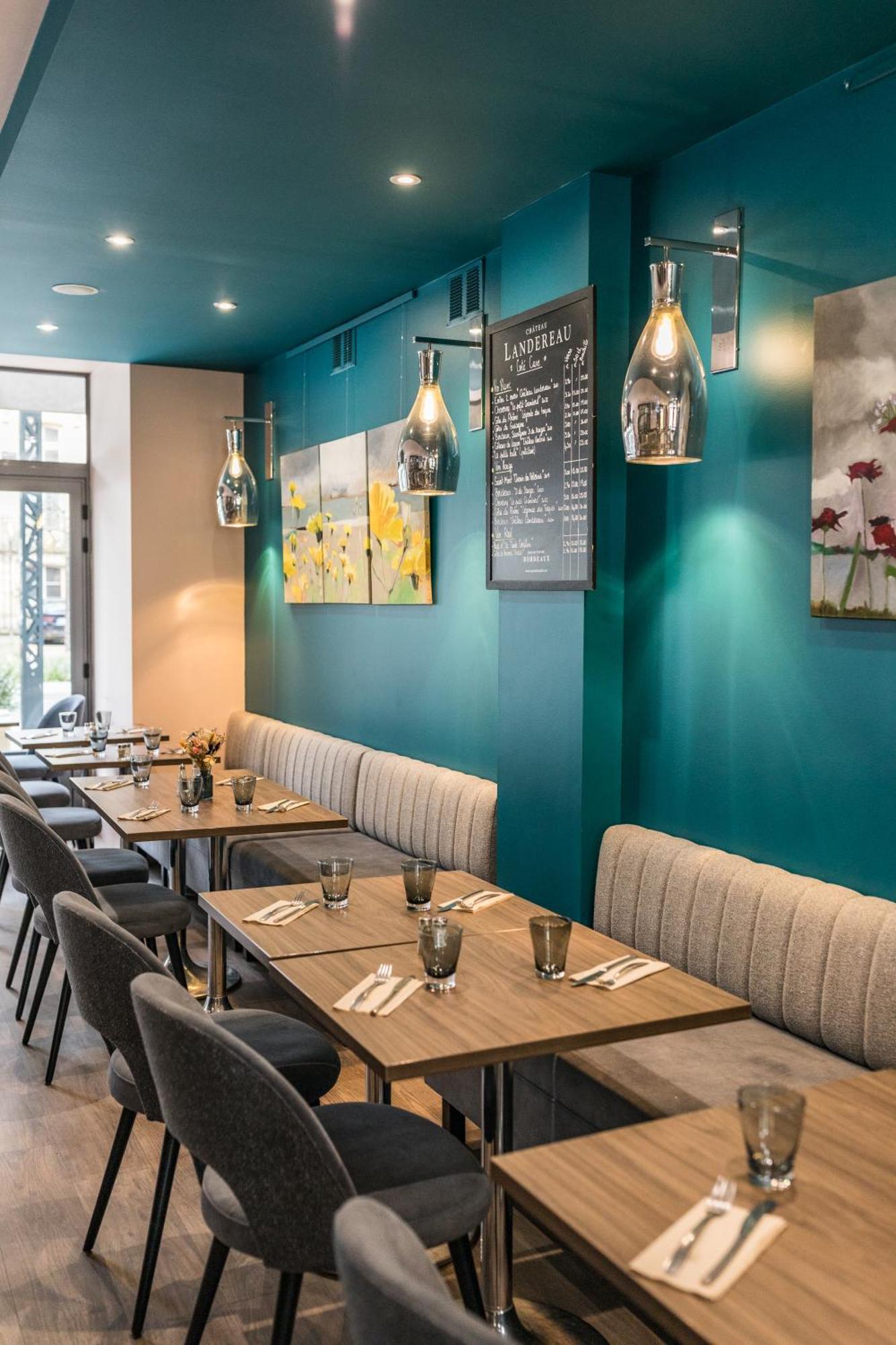 Hotel-Restaurant Le Victoria Ренн Экстерьер фото